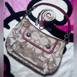 Coach Pink Poppy Groovy Crossbody/Shoulder bag